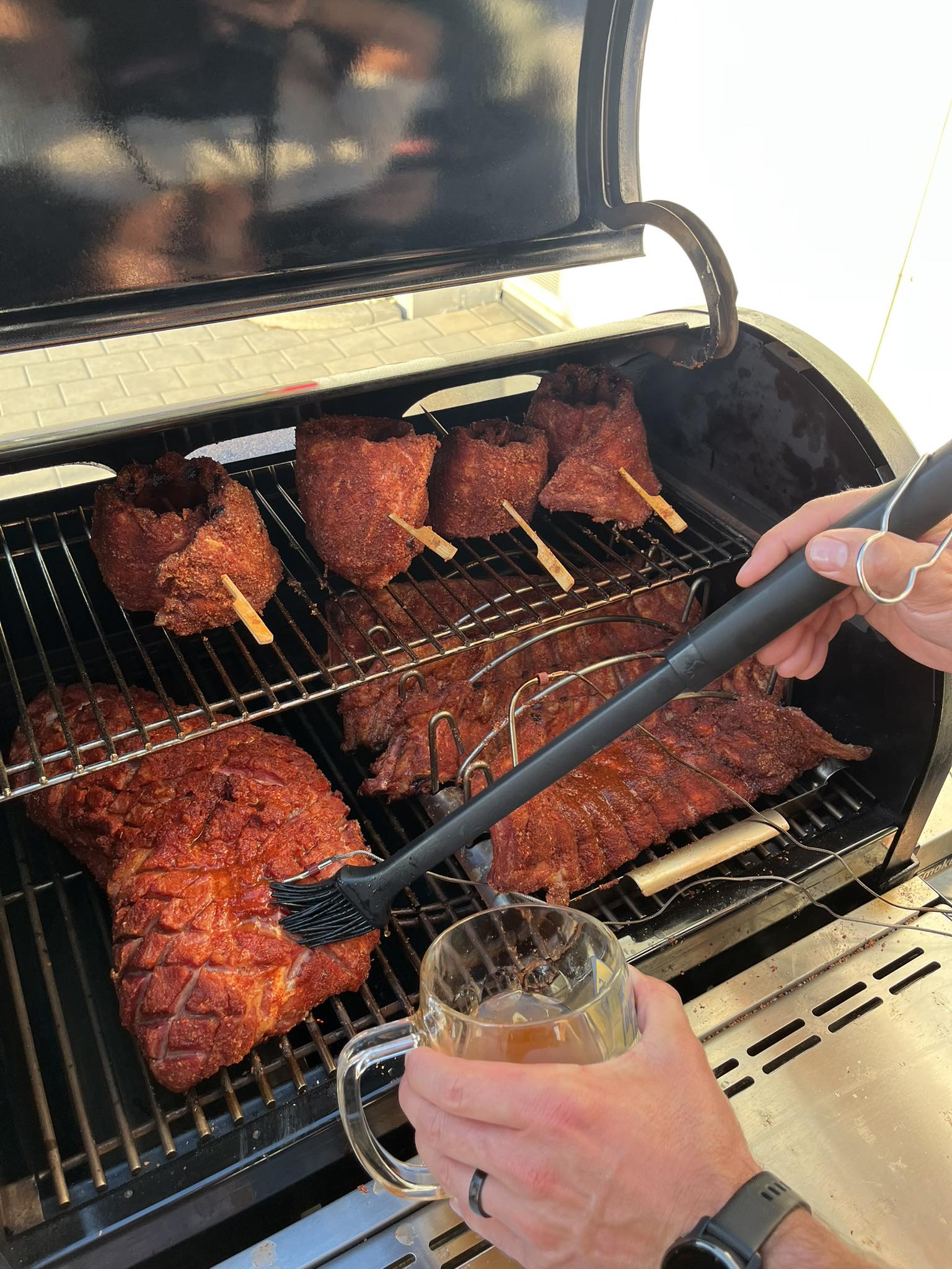 Recenze peletového grilu Weber SmokeFire - pro všechny, kdo to s grilováním myslí vážně