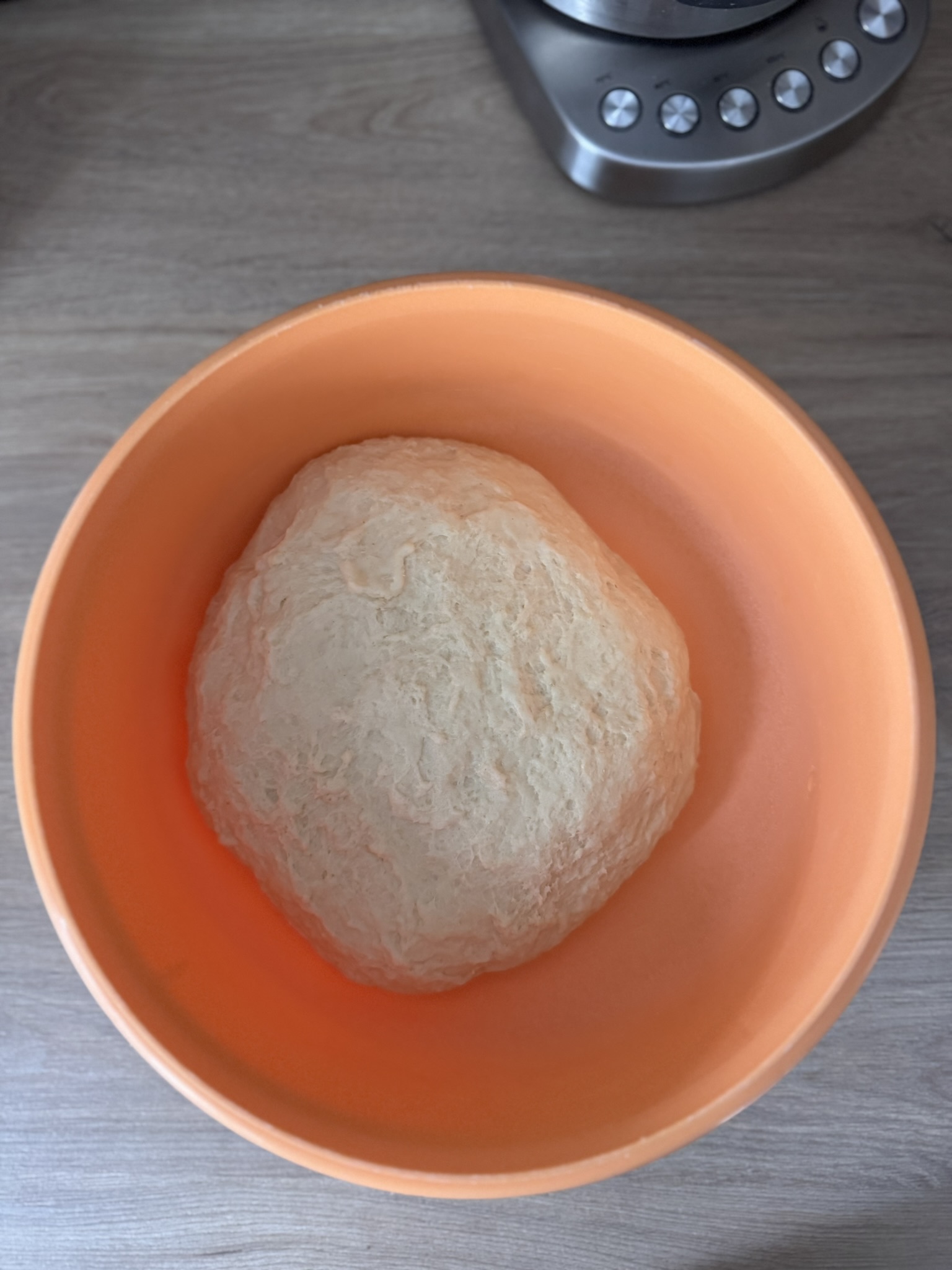Skořicové šneky (Cinnamon Rolls) - těsto před kynutím