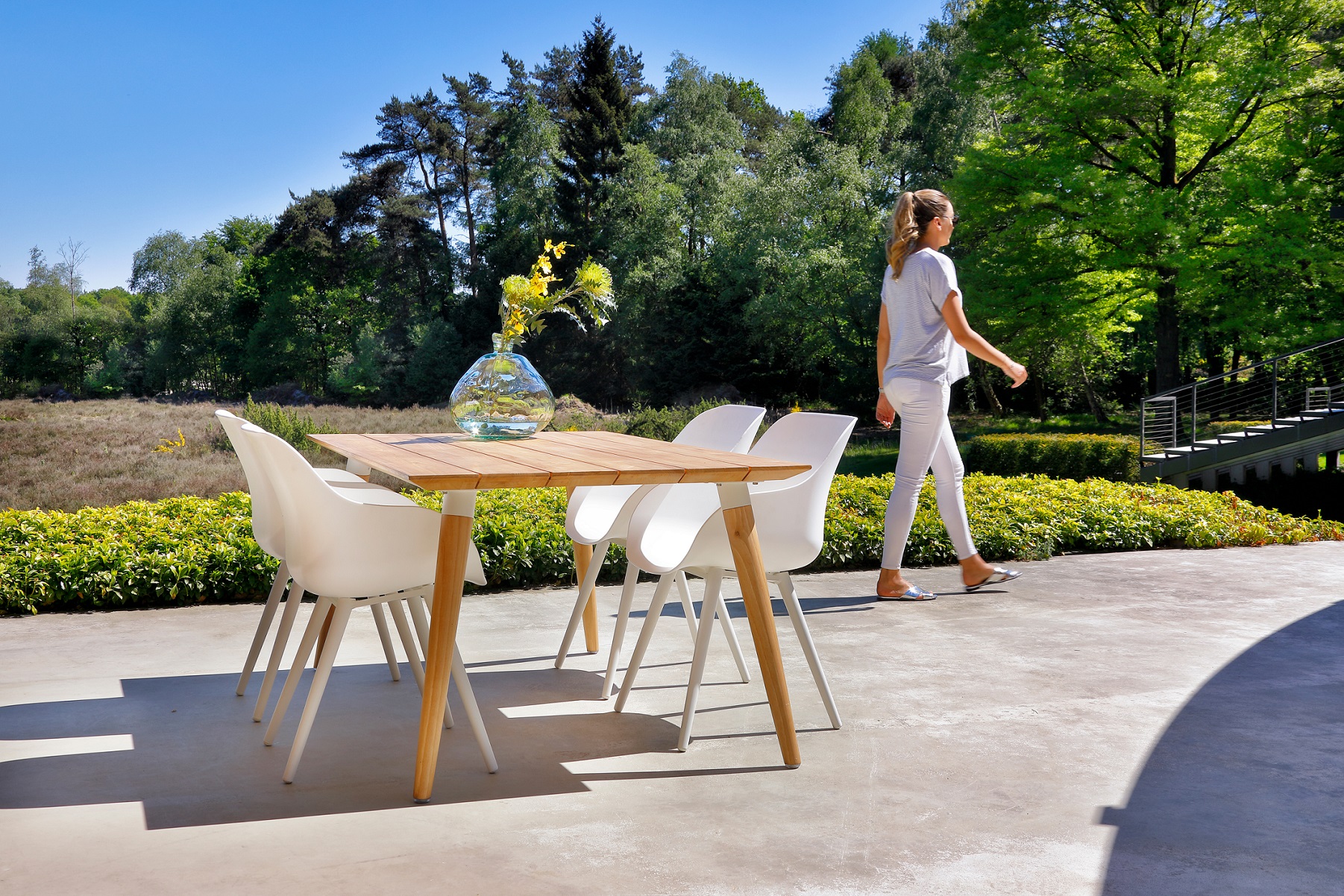Zahradní Jídelní Stůl Sophie Teak 240 x 100 cm - bílý