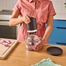 Bezdrátový sekáček KitchenAid 5KTCR351BM GO, s baterií
