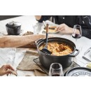 Litinový hrnec Staub 26 cm, černý