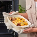 KitchenAid pekáč s dřevěným víkem - střední, mandlová
