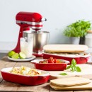 KitchenAid pekáč s dřevěným víkem - střední, královská červená